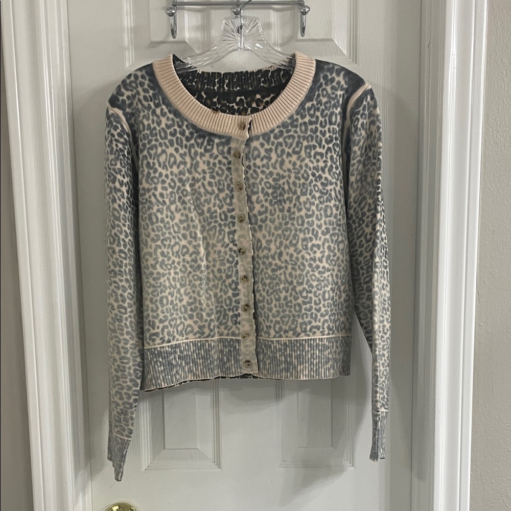 Leopard Print Cardigan Sweater Size Medium